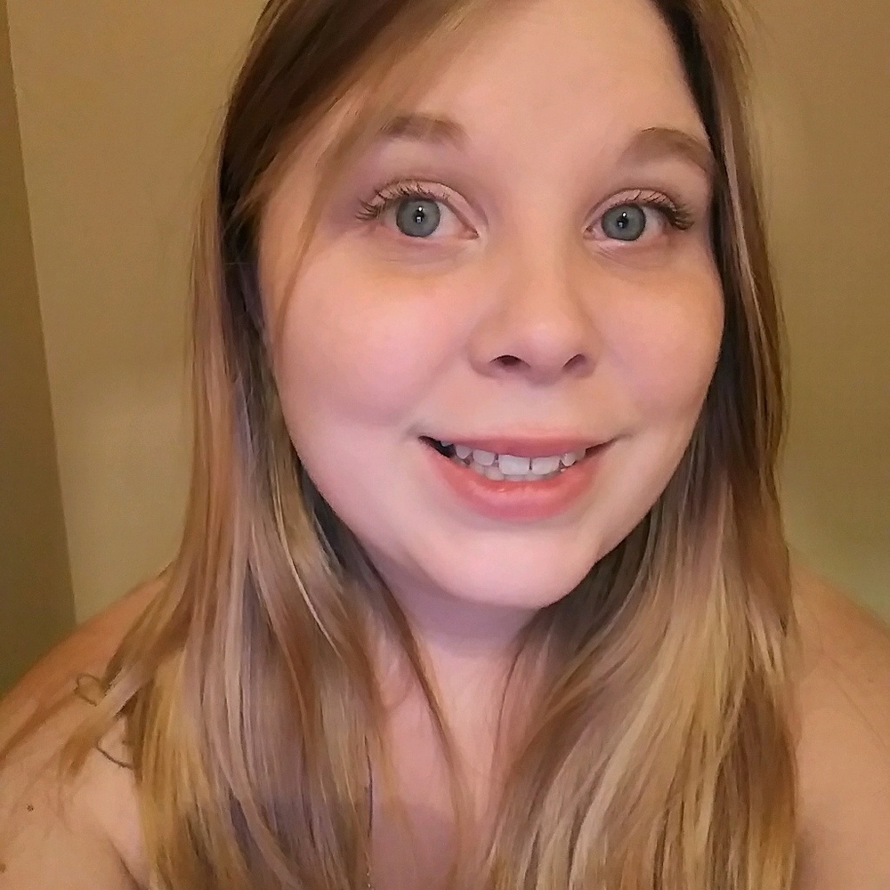 Meet your Posher, Caryne